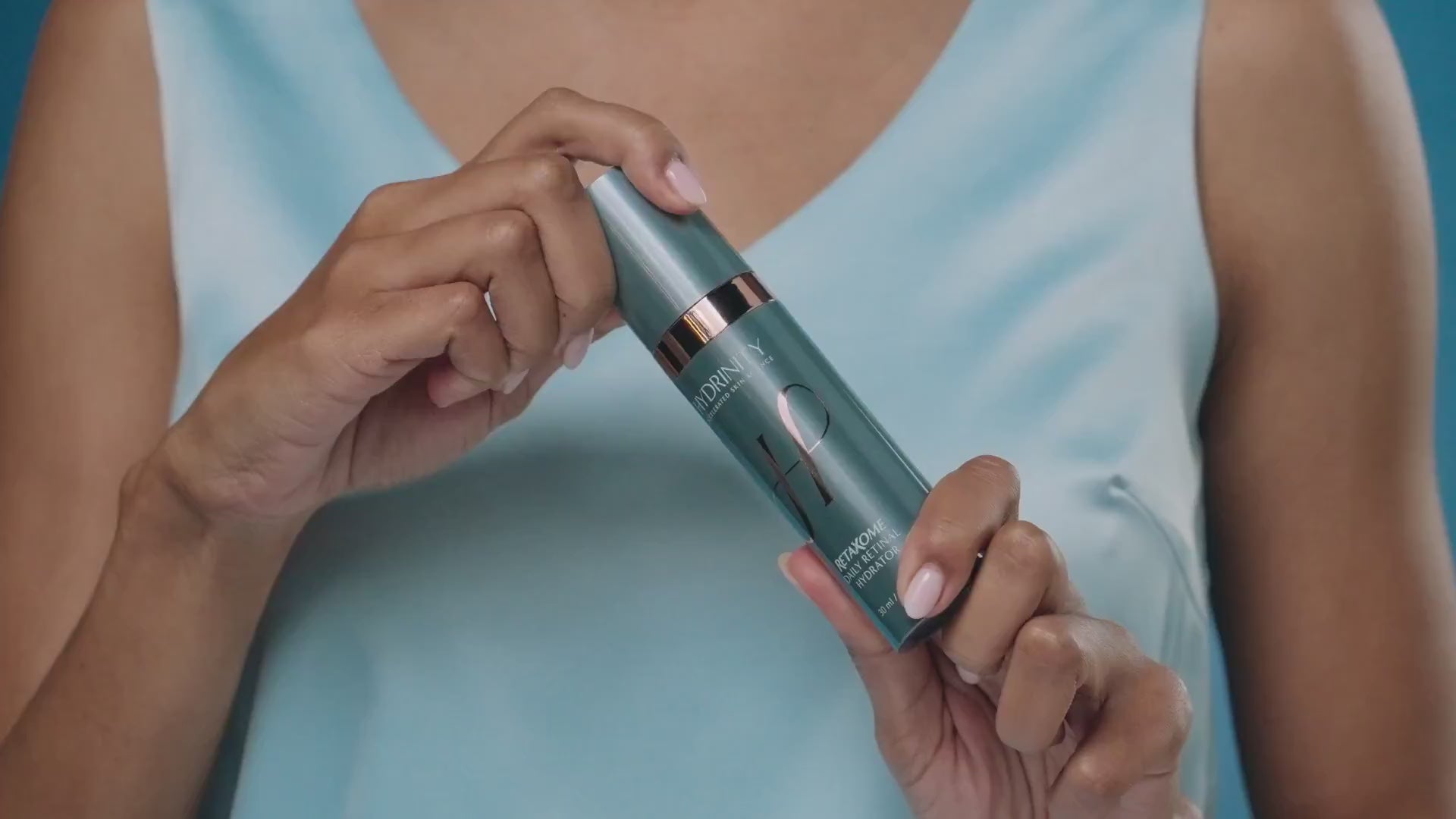 Load video: Hydrinity RetaXome™ Daily Retinol Hydrator
